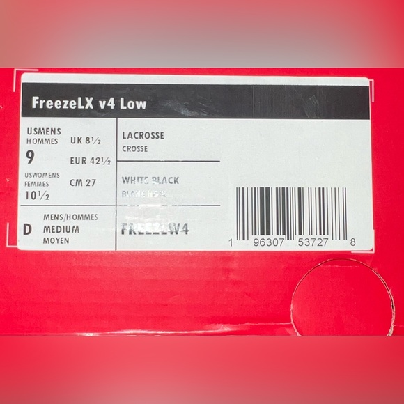 New Balance low top cleats. White, low top. Freeze Lx v4 Low. - Picture 5 of 5